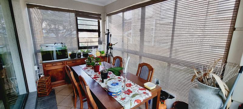 4 Bedroom Property for Sale in Menkenkop Western Cape